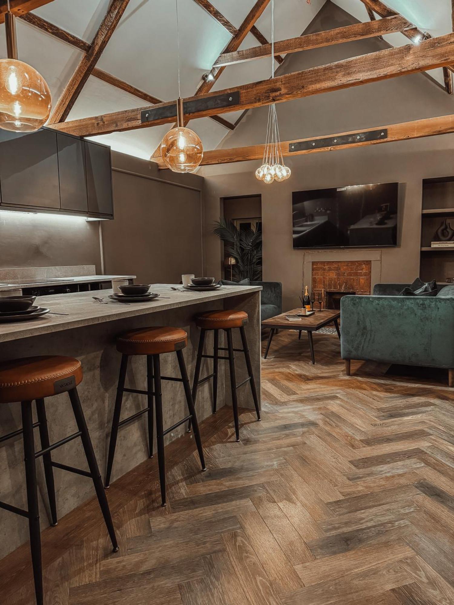 Magistrates Penthouse Suite - Town Centre Apartments With Spa Morpeth Exteriér fotografie