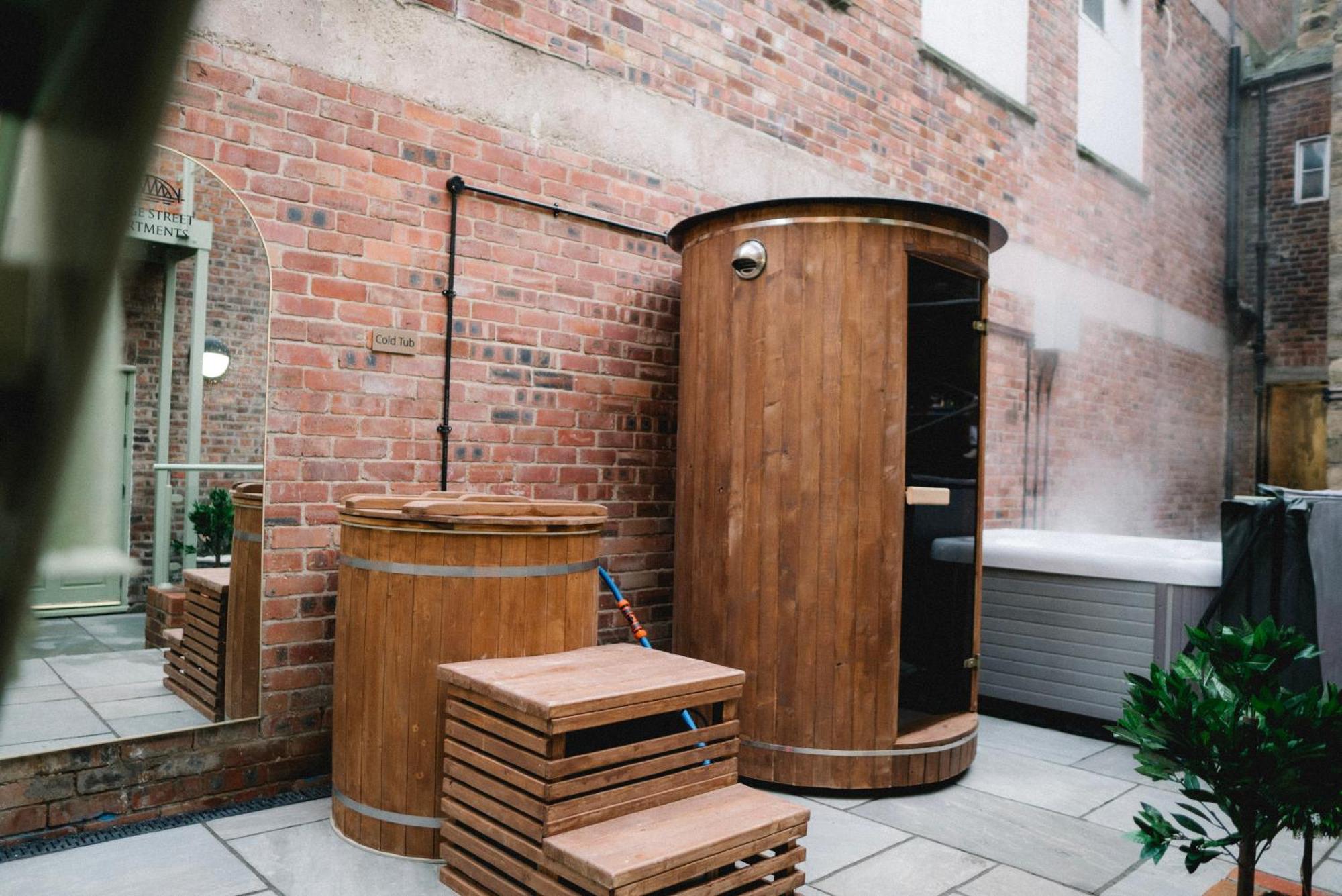 Magistrates Penthouse Suite - Town Centre Apartments With Spa Morpeth Exteriér fotografie